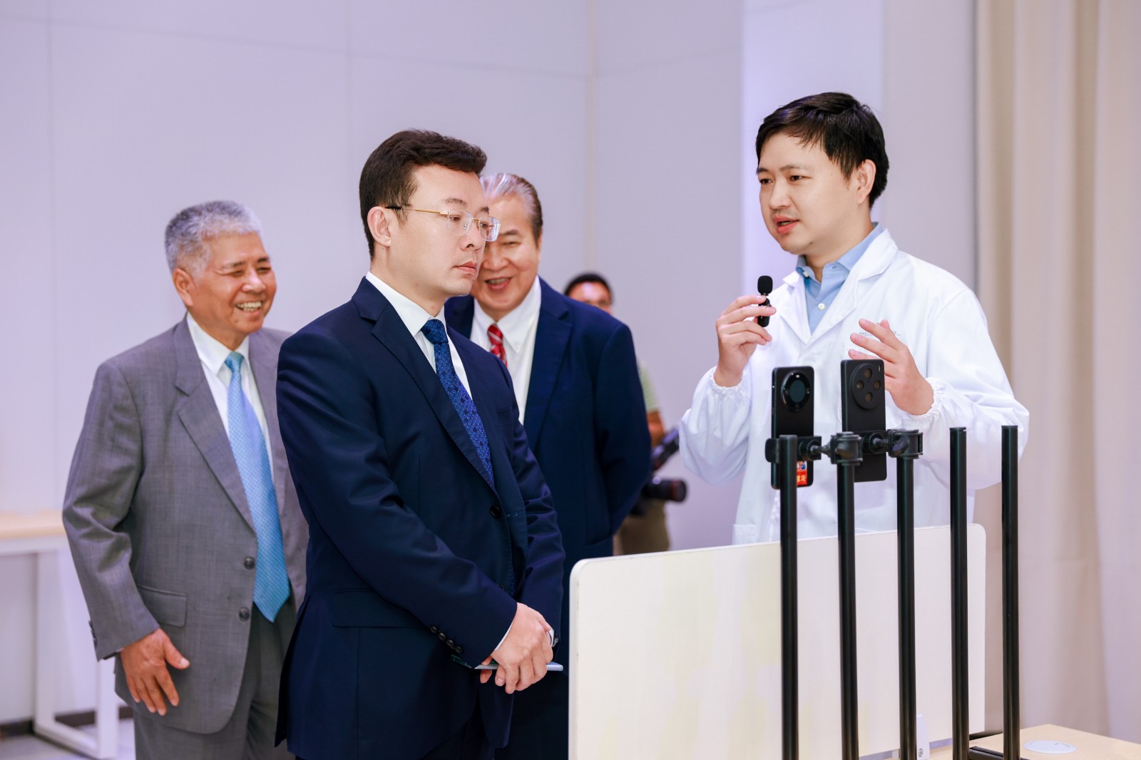 DJQ4730.jpg